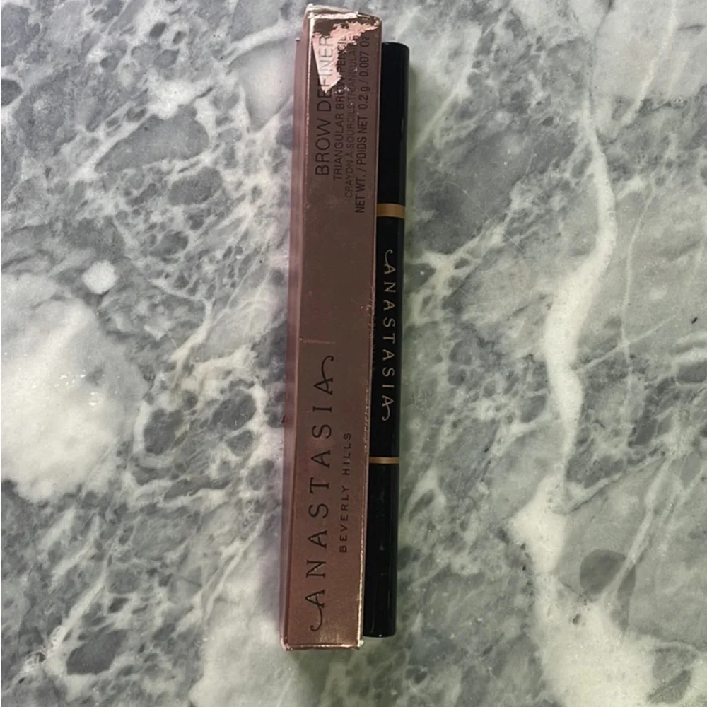 Anastasia Beverly Hills ABH‎ Brow Definer Taupe